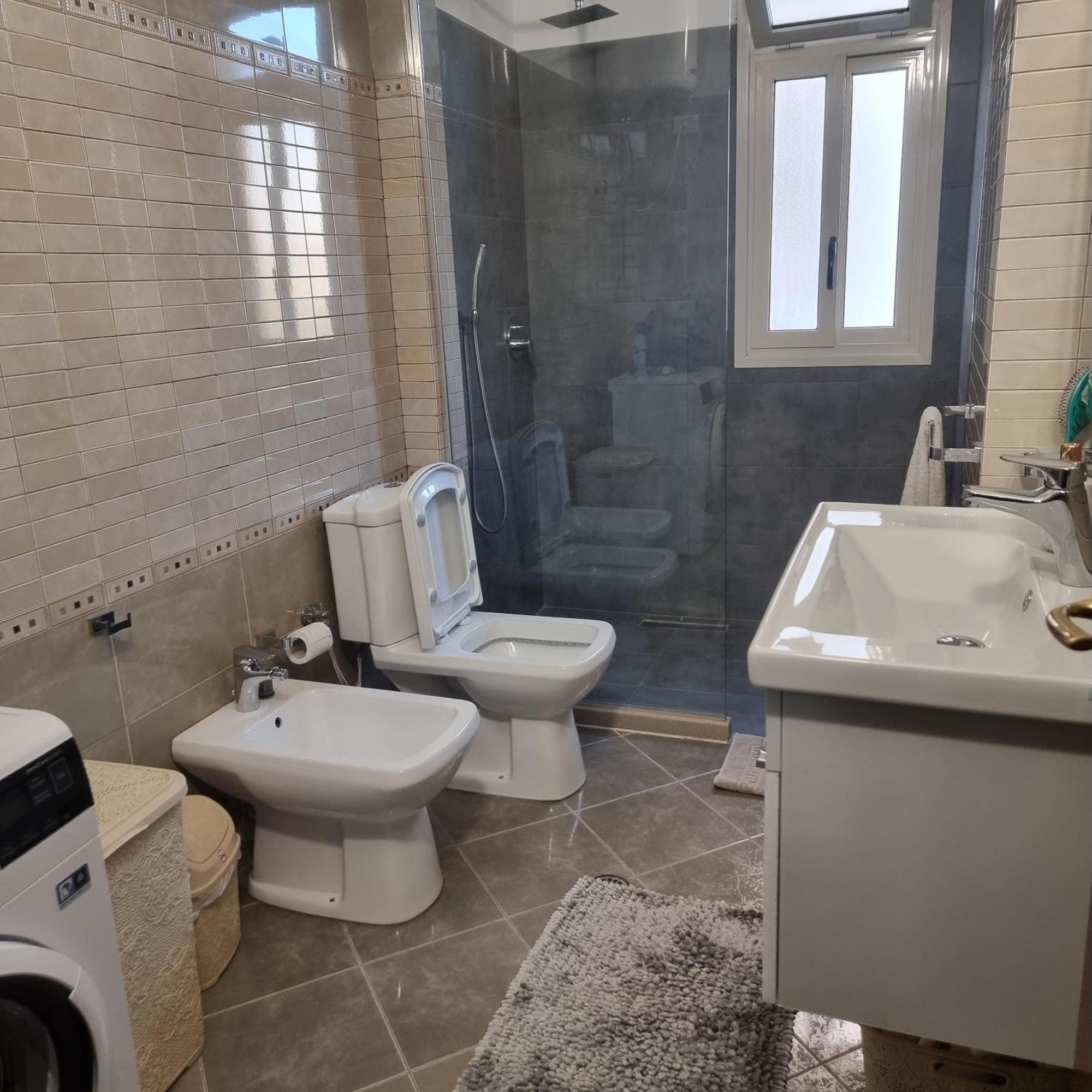 Alex Apartment Вльора Екстер'єр фото
